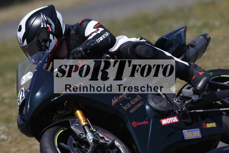 /Archiv-2023/28 05.06.2023 Moto Club Anneau du Rhin/vert-medium/32